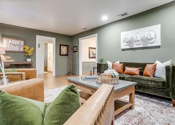 Holiday home Worth L 2 Bed With King & Queen L Walking Distance Will Rogers Fort Worth